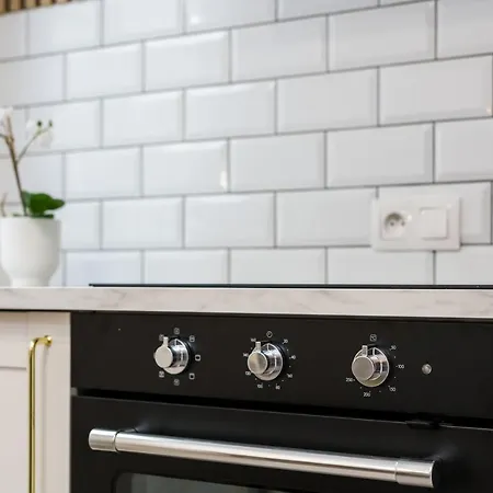 Modern Center By Renters *