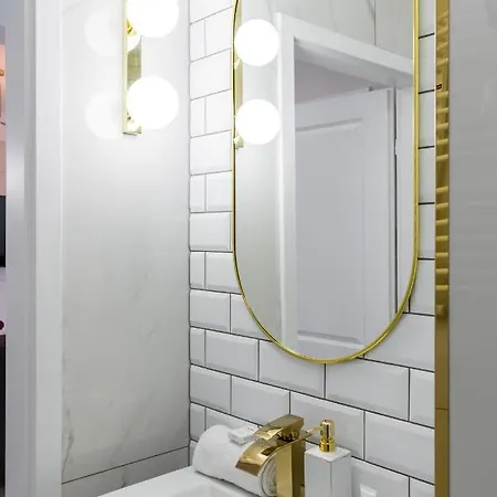 Modern Center By Renters Appartement