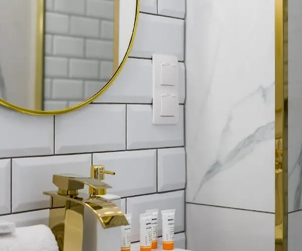 Modern Center By Renters