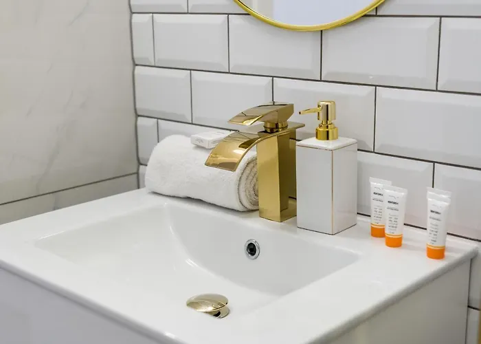 Modern Center By Renters 아파트 포즈난